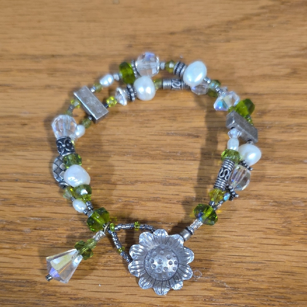 Glass and Fresh Water Pearl Beaded Floral Charm Bracelet